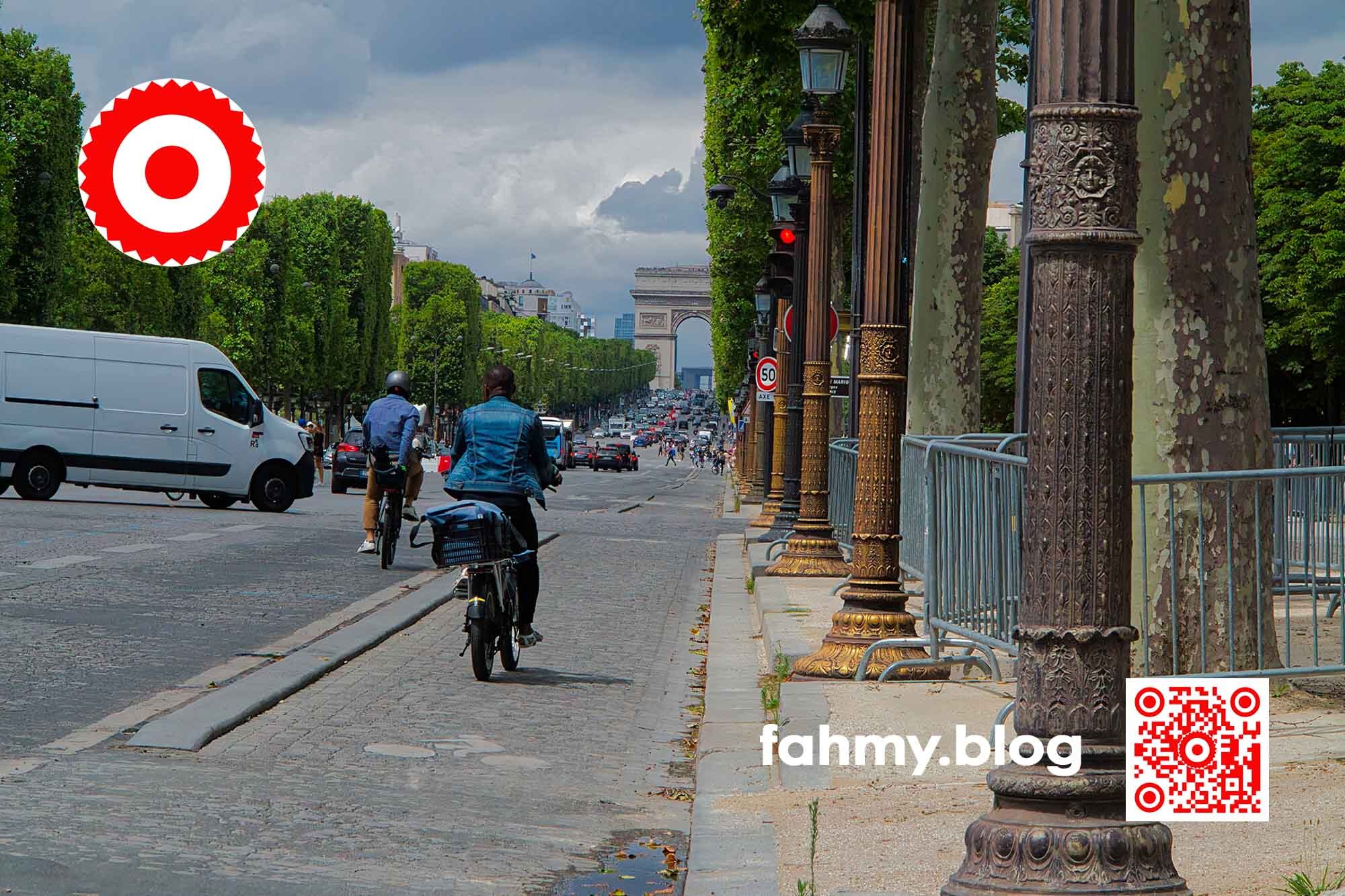 Avenue des Champs Élysées zwischen den Protesten
